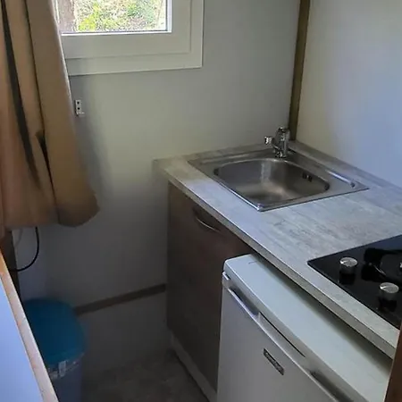 Confortable Avec Terrasse En Pleine Nature - Api-1-52-237